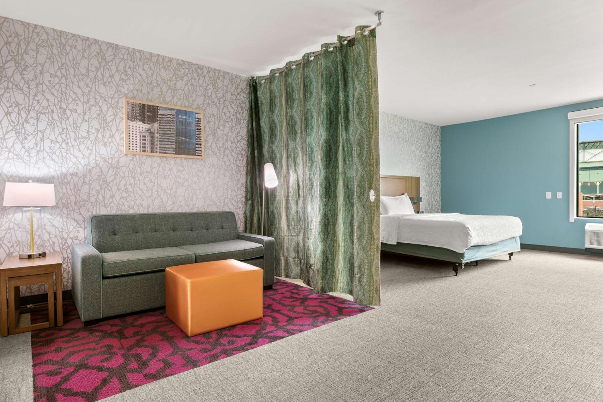 Home2 Suites By Hilton Phoenix Downtown ภายนอก รูปภาพ