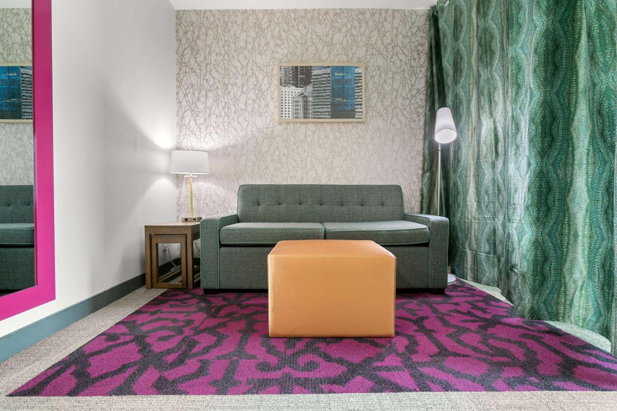 Home2 Suites By Hilton Phoenix Downtown ภายนอก รูปภาพ